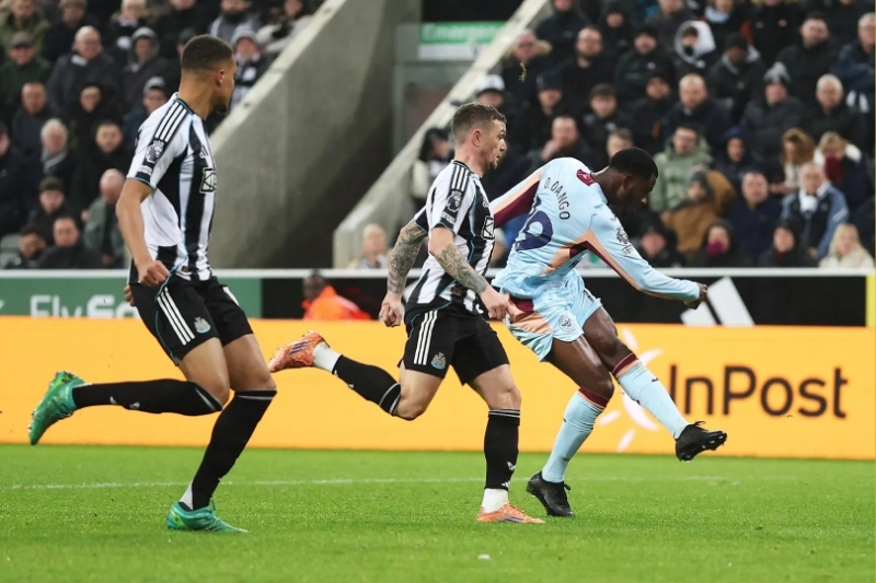 V&ograve;ng 25 Ngoại hạng Anh