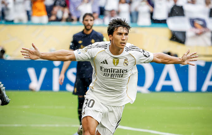Tứ kết FIFA Club World Cup 2025: Chelsea dẫn đầu, đại chiến PSG - Real 