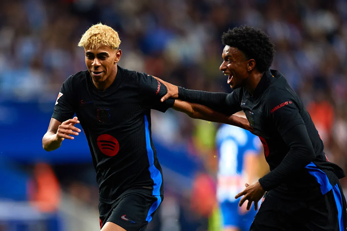 Kết quả bóng đá ngày 15/5 - Barcelona chính thức vô địch La Liga