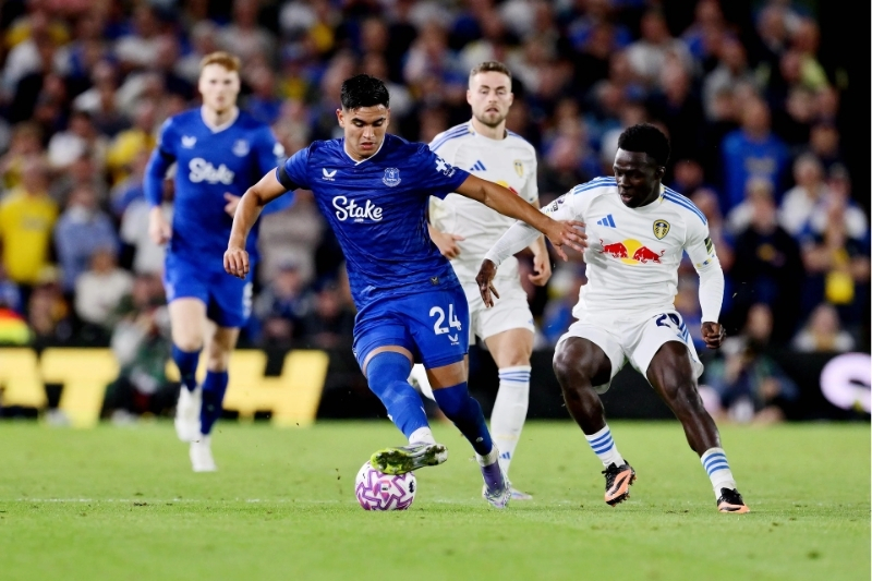 Kết quả b&oacute;ng đ&aacute; ng&agrave;y 18/8 - Leeds United chiến thắng tối thiểu