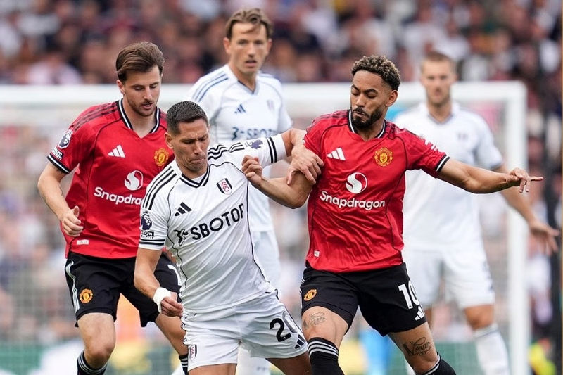 Kết quả bóng đá ngày 24/8 - Fulham và Manchester United nhập cuộc chặt chẽ