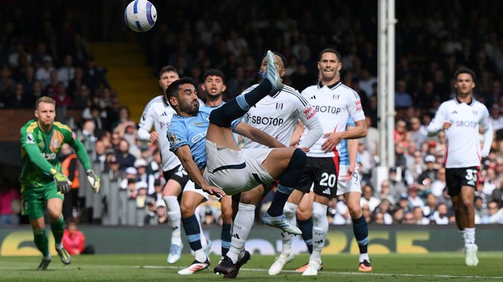 Kết quả bóng đá ngày 25/5 - Ngoại hạng Anh, La Liga khép lại mùa giải