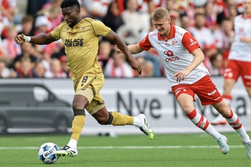 Kết quả bóng đá ngày 28/8 - Fredrikstad và Crystal Palace hòa không bàn thắng