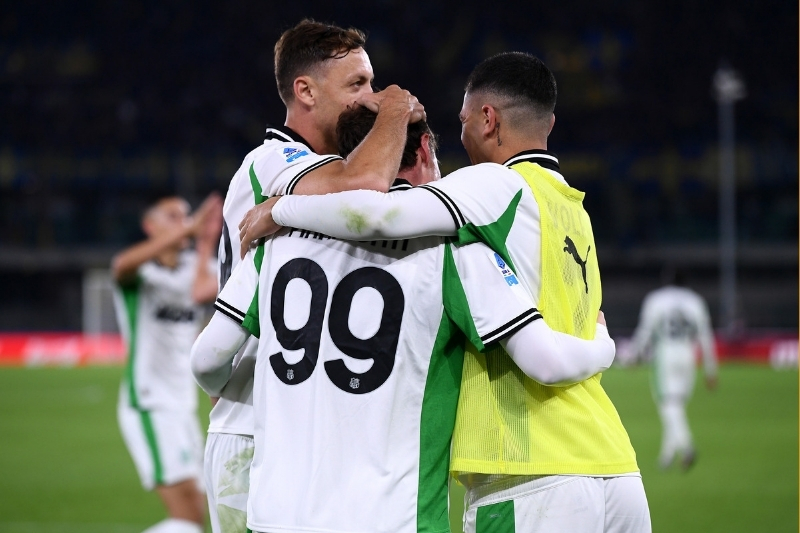 Kết quả bóng đá ngày 3/10 - Sassuolo giành chiến thắng trước Hellas Verona