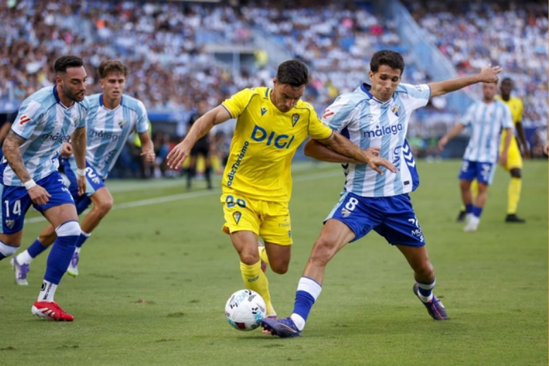 Lịch trực tiếp bóng đá ngày 12/10 - Malaga vs Deportivo