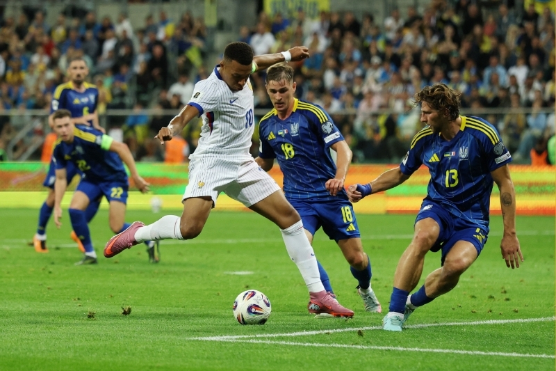 Lịch trực tiếp bóng đá ngày 13/11