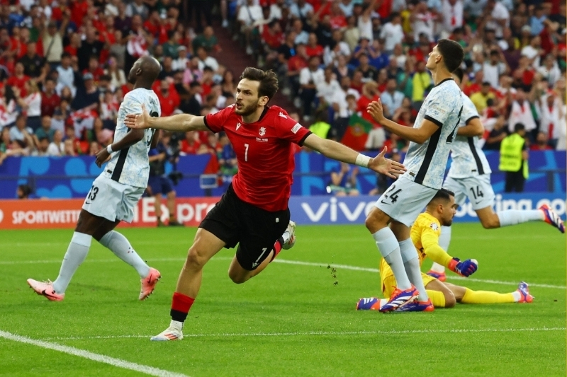 Lịch trực tiếp bóng đá ngày 15/11