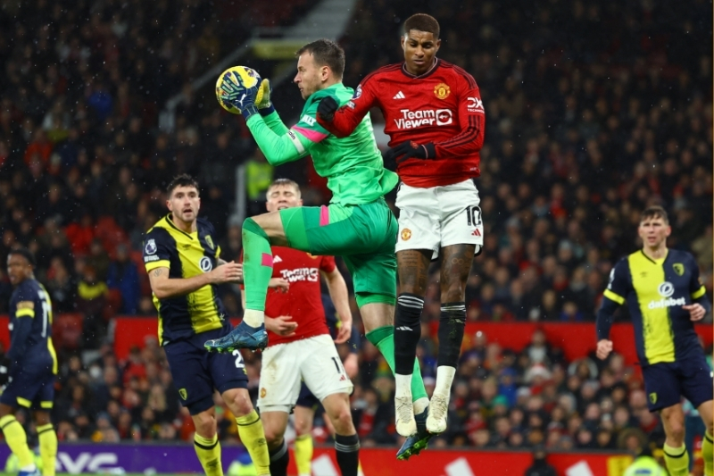 Lịch trực tiếp bóng đá ngày 15/12