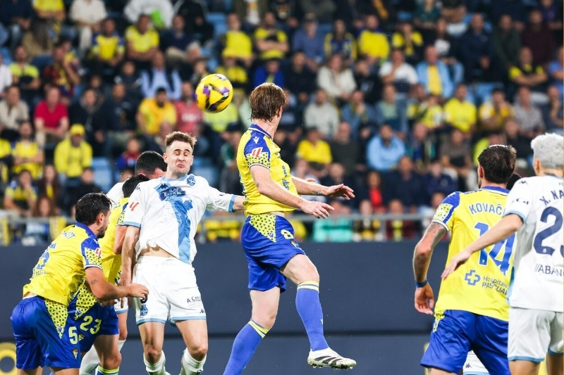 Lịch trực tiếp b&oacute;ng đ&aacute; ng&agrave;y 4/1