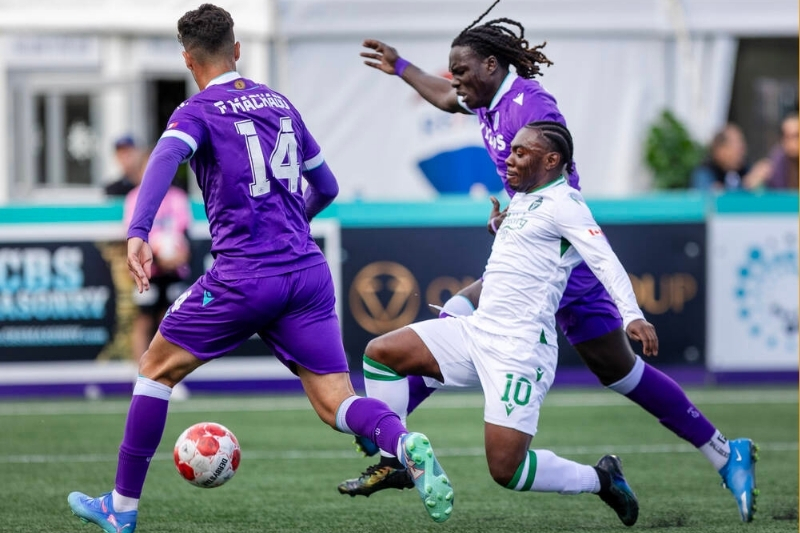 Lịch trực tiếp bóng đá ngày 9/10 - York United FC vs Pacific FC