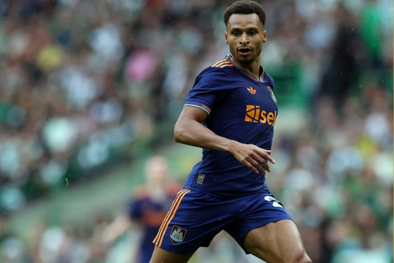 Newcastle sa sút phong độ