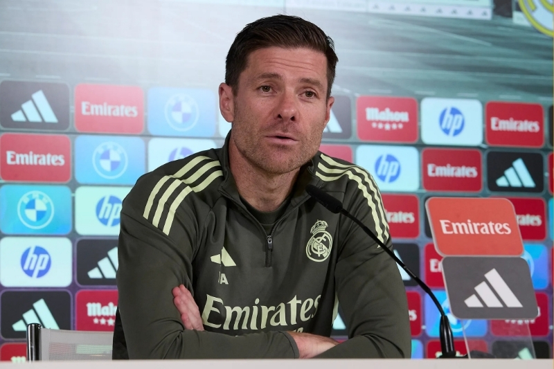 Xabi Alonso v&agrave; h&agrave;nh tr&igrave;nh t&aacute;i thiết Real Madrid