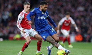 Toàn cảnh vòng 28 Ngoại hạng Anh: Sesko tỏa sáng, Arsenal - Liverpool bùng nổ, Spurs khủng hoảng