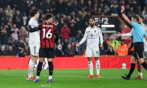 7 điểm nhấn vòng 31 Ngoại hạng Anh: MU, Liverpool, Tottenham báo động