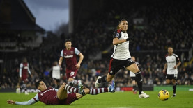 Fulham đối đầu West Ham: Trận chiến cân não giữa hai đội bóng có phong độ thất thường