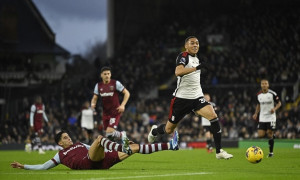 Fulham đối đầu West Ham: Trận chiến cân não giữa hai đội bóng có phong độ thất thường