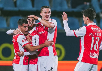 Kết quả bóng đá ngày 1/12 - Cú trượt của Arouca