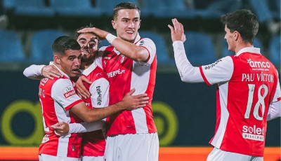 Kết quả bóng đá ngày 1/12 - Cú trượt của Arouca