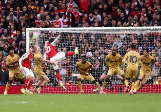 Kết quả bóng đá ngày 23/12 - Arsenal thắng kịch tính