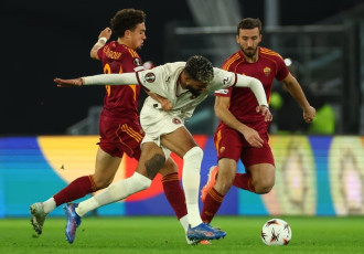 Kết quả bóng đá ngày 27/11 - Roma thắng kịch tính