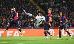 Kết quả bóng đá ngày 30/4 - Inter cầm hòa Barcelona kịch tính
