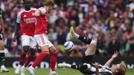 Kết quả bóng đá ngày 18/5 - Arsenal giữ vững ngôi vị Á quân