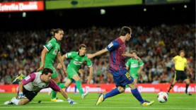 Lịch trực tiếp bóng đá ngày 15/1 - AC Milan, Barcelona