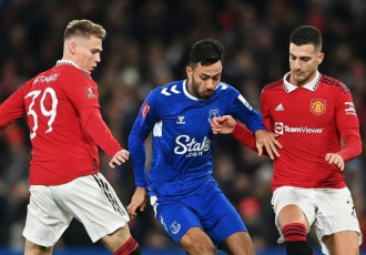 Lịch trực tiếp bóng đá ngày 24/11 - Tâm điểm MU vs Everton