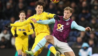 Nhận định bóng đá Leeds vs Burnley, 02h00 ngày 2/5: 3 điểm và trụ hạng