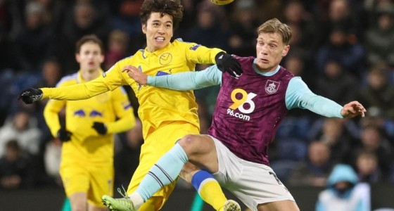 Nhận định bóng đá Leeds vs Burnley, 02h00 ngày 2/5: 3 điểm và trụ hạng