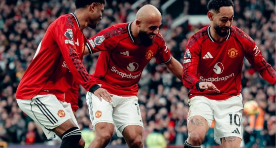 Vòng 24 Ngoại hạng Anh: Man City sa sút, Casemiro bùng nổ, Liverpool khởi sắc