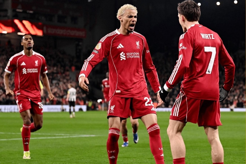 V&ograve;ng 24 Ngoại hạng Anh