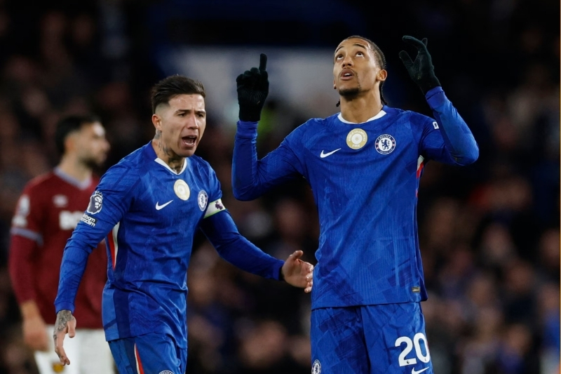 V&ograve;ng 24 Ngoại hạng Anh