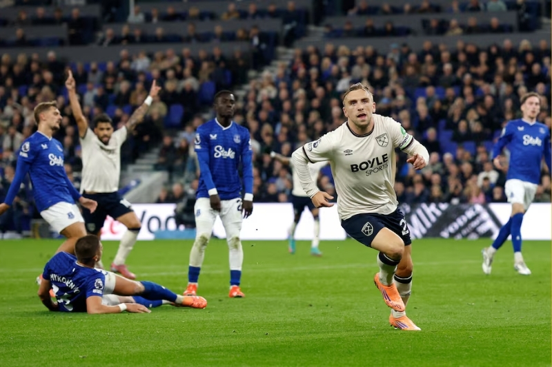 West Ham trở thành cái tên được chú ý nhờ màn trình diễn khởi sắc (Nguồn: Sưu tầm)
