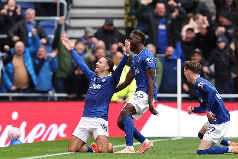 Bàn thắng muộn của Jack Grealish trong màu áo Everton (Nguồn: Sưu tầm)
