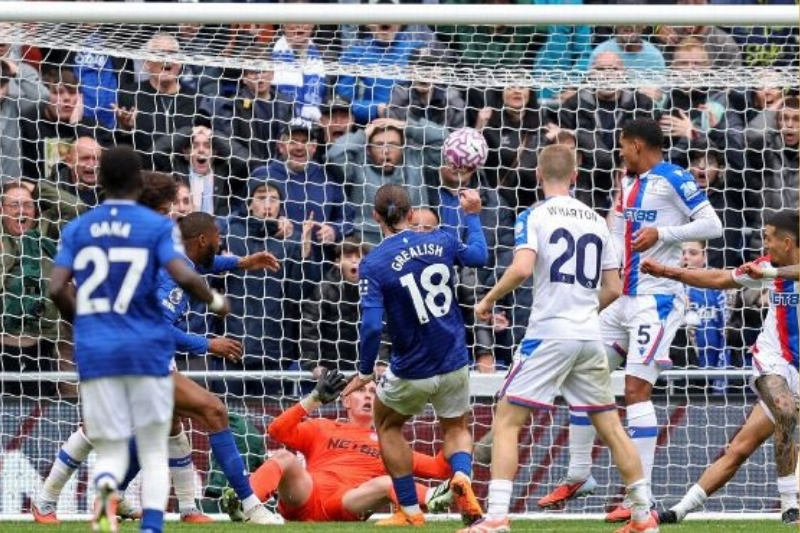 Crystal Palace nhận thất bại đầu tiên tại vòng 7 Ngoại hạng Anh (Nguồn: Sưu tầm)
