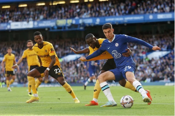 Wolves và Chelsea