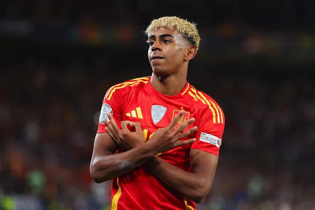 Kết quả bóng đá UEFA Nations League: Cơn mưa bàn thắng chấn động